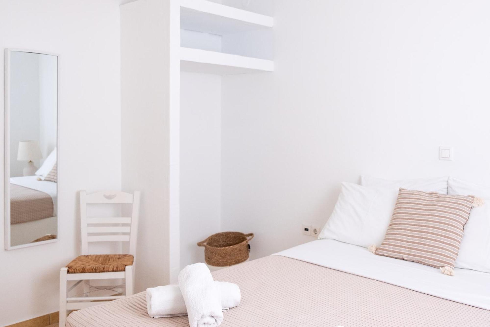 Spiti Apartment Mylopotas Esterno foto